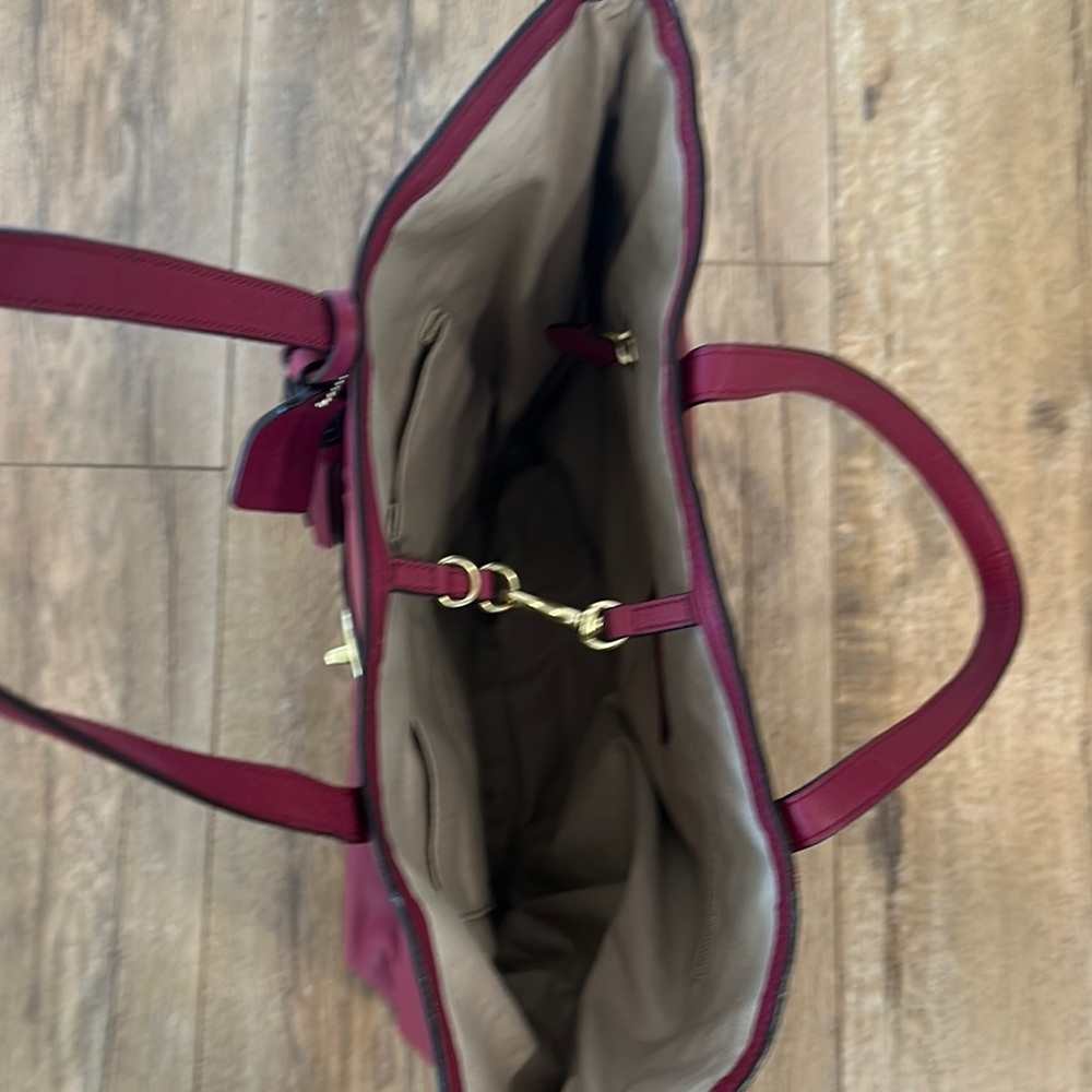 Coach Berry Leather Tote with Gold Hardware - Picture 11 of 15